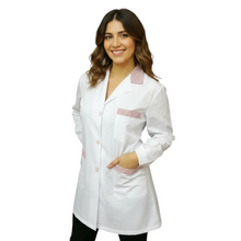 Charger l'image dans la galerie, Veste de travail, tunique blanche pour femme avec liseré rouge, courte, code ML : 7234