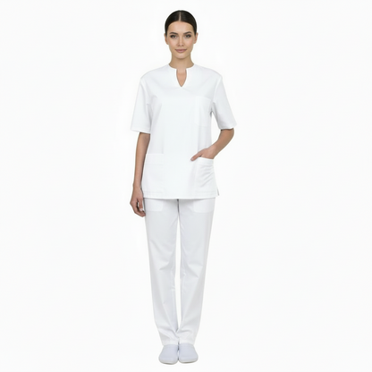 Divisa Sanitaria Donna Scollo Cuore Bianco – 100% Cotone Piquet | cod 83852