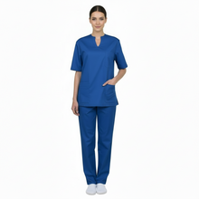 Lade das Bild in den Galerie-Viewer, Divisa Sanitaria Donna Scollo a Cuore Blu – 100% Cotone cod 83851
