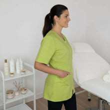 Lade das Bild in den Galerie-Viewer, Casacca da Lavoro Donna con Zip Verde Lime – Estetista, Alimentari, Maestra | Cod. 1106
