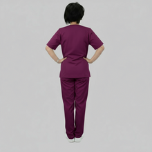 Lade das Bild in den Galerie-Viewer, Divisa da lavoro donna,con zip "prugna" cod:8286
