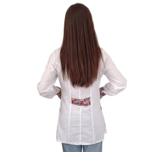 Lade das Bild in den Galerie-Viewer, Camice da lavoro donna,casacca slim, "bianco inserto smile" cod: 1313
