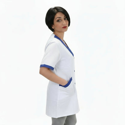 Casacca da Lavoro Donna Bianca con Profilo Blu Royal – Mezza Manica, Misto Cotone | Cod. 7616